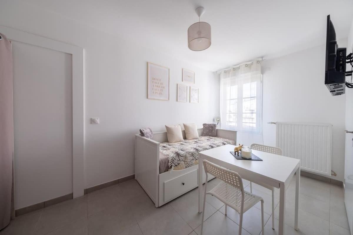 S5 Disney Studio Appartement Cosy Serris Eksteriør bilde